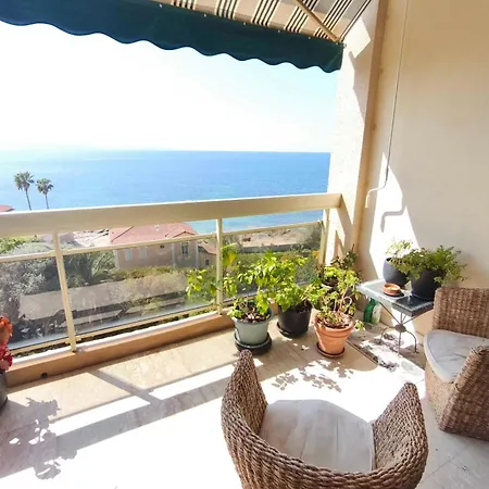 Apartment With Sea View Balcony *